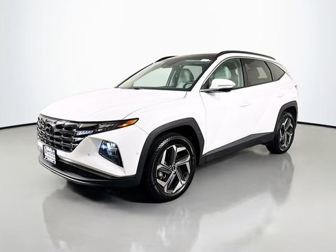Used 2023 Hyundai Tucson Limited w/ Cargo Package AWD/4WD image 2
