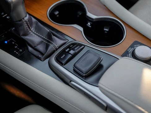 Used 2017 Lexus RX 350 F Sport image 31