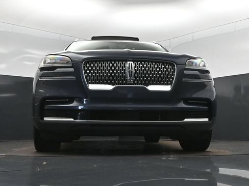 Used 2022 Lincoln Aviator Reserve w/ Equipment Group 201A RWD image 46
