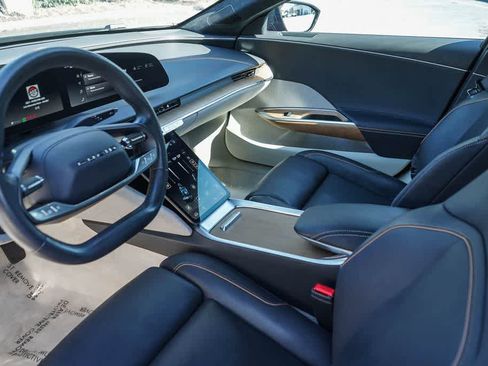 Used 2024 Lucid Air Pure RWD image 18