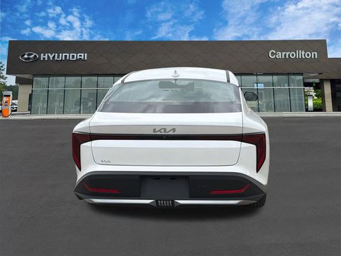 Used 2025 Kia K4 FWD image 6