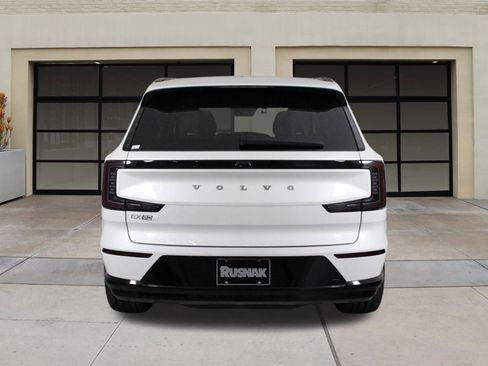 New 2025 Volvo EX90 Ultra image 4