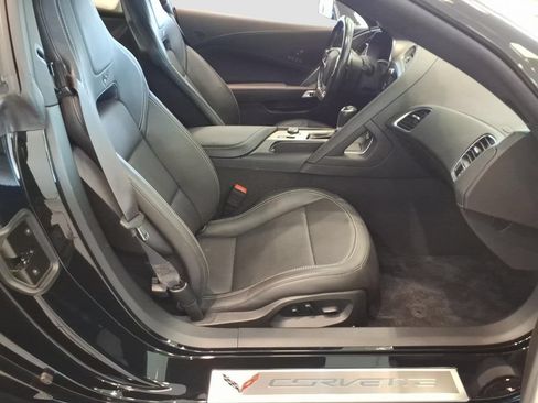 Used 2018 Chevrolet Corvette Grand Sport RWD image 12