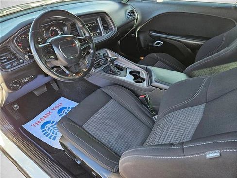 Used 2023 Dodge Challenger SXT w/ Blacktop Package image 9