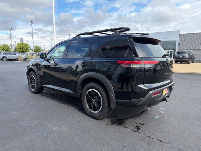 Used 2025 Nissan Pathfinder Rock Creek AWD/4WD image 5