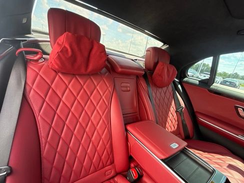 Used 2023 Mercedes-Benz S 500 4MATIC image 28