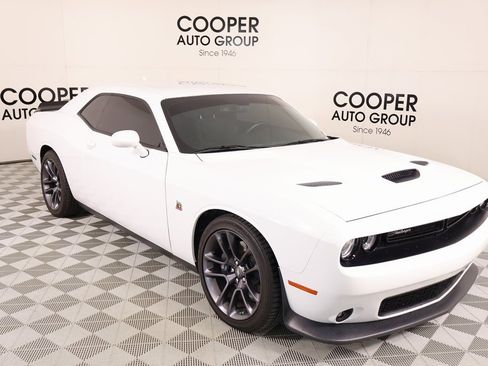 Used 2023 Dodge Challenger R/T Scat Pack image 1