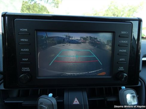Used 2019 Toyota RAV4 XLE AWD/4WD image 26