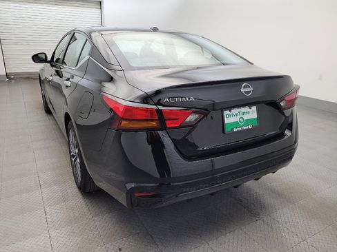 Used 2025 Nissan Altima 2.5 SV FWD image 5