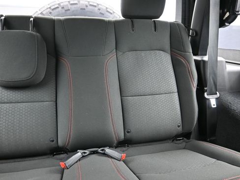 Used 2020 Jeep Wrangler Rubicon image 26