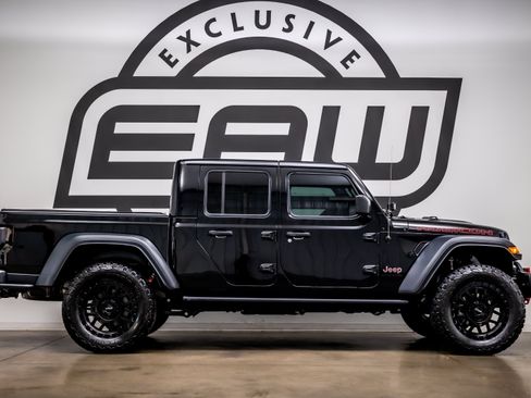 Used 2021 Jeep Gladiator Rubicon AWD/4WD image 9