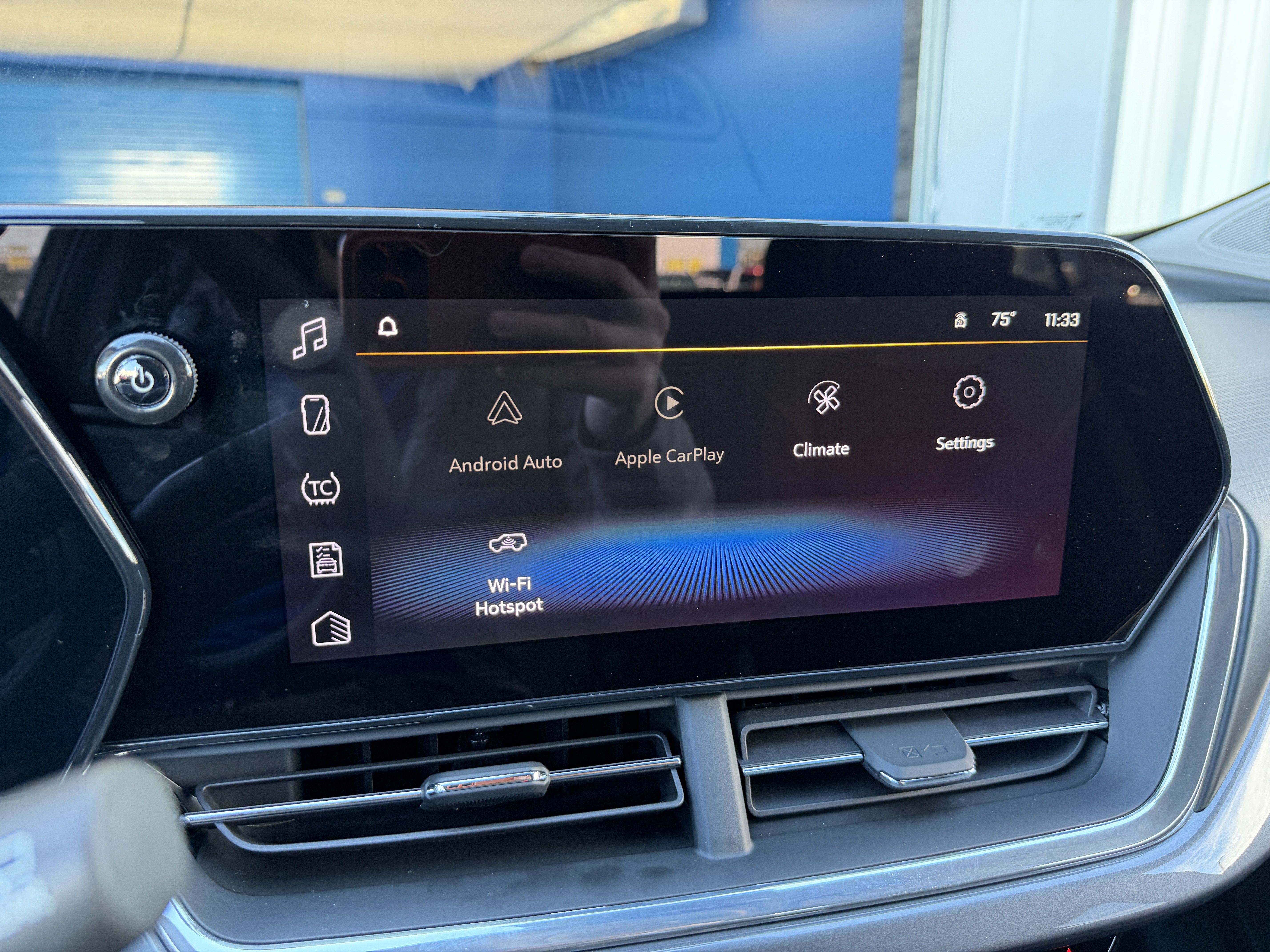 New 2026 Chevrolet Trax ACTIV w/ Driver Confidence Package FWD image 18