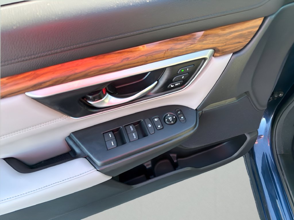 Used 2019 Honda CR-V EX-L image 16