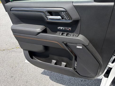 New 2026 GMC Sierra 1500 AT4 w/ Technology Package AWD/4WD image 15
