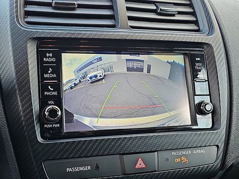 Used 2025 Mitsubishi Outlander Sport ES AWD/4WD image 17