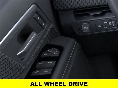 New 2026 GMC Sierra EV Elevation w/ LPO, Elevation Dark Package image 22