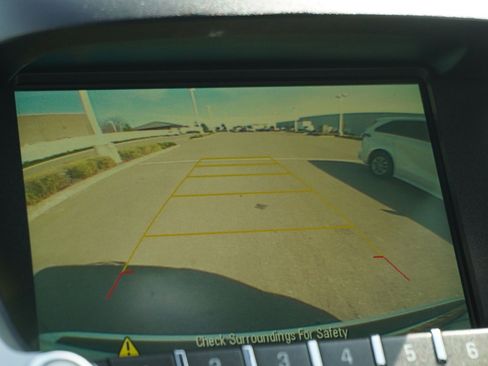 Used 2017 GMC Terrain SLE image 24