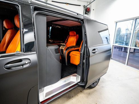 Used 2021 Mercedes-Benz Metris Passenger image 54