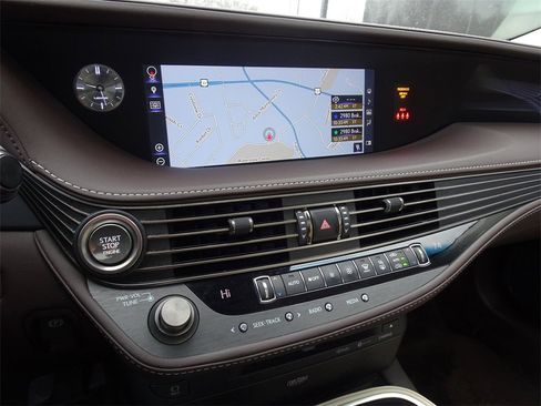 Used 2018 Lexus LS 500 AWD image 18