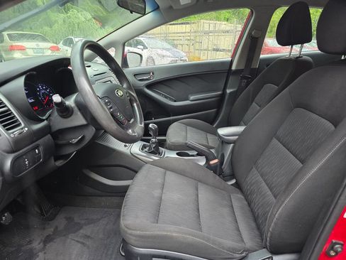 Used 2016 Kia Forte LX FWD image 8