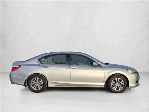 Used 2014 Honda Accord LX image 4