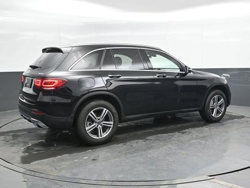 Used 2021 Mercedes-Benz GLC 300 4MATIC image 2