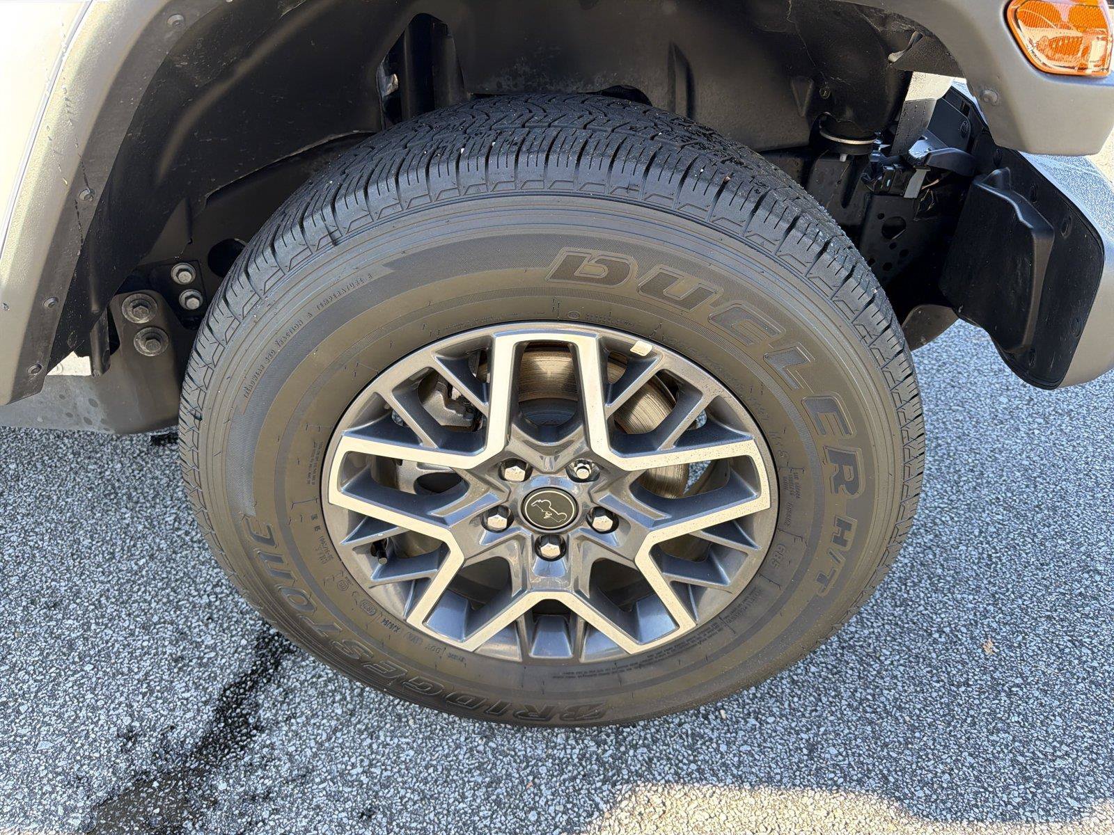 Used 2026 Jeep Wrangler Unlimited Sahara AWD/4WD image 11
