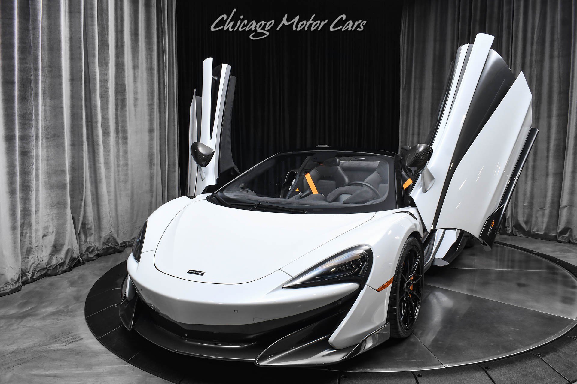 Used 2020 McLaren 600LT Spider RWD image 2