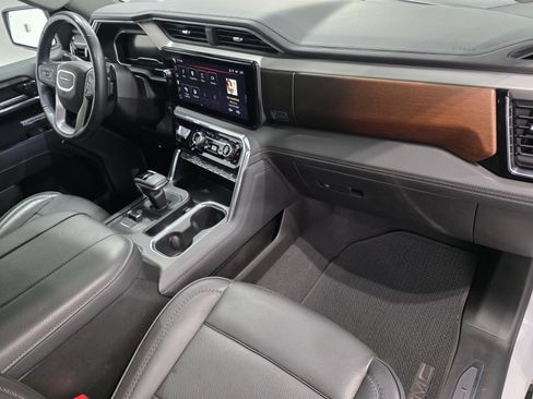 Used 2024 GMC Sierra 1500 Denali AWD/4WD image 27