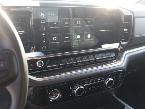 Used 2022 GMC Sierra 1500 Elevation AWD/4WD image 23