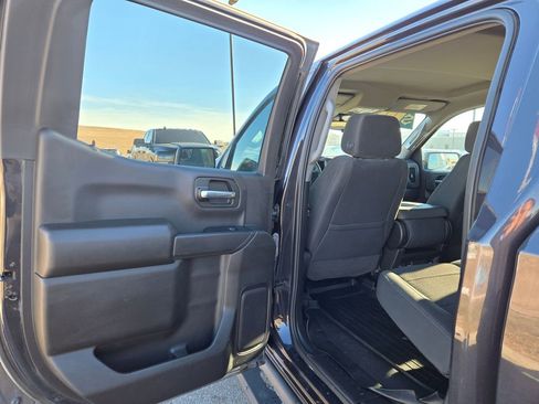 Used 2023 Chevrolet Silverado 1500 Custom Trail Boss image 25