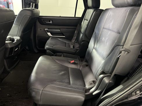 Used 2024 Toyota Sequoia Platinum AWD/4WD image 24