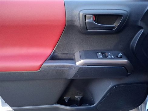 Certified 2023 Toyota Tacoma SR5 image 19