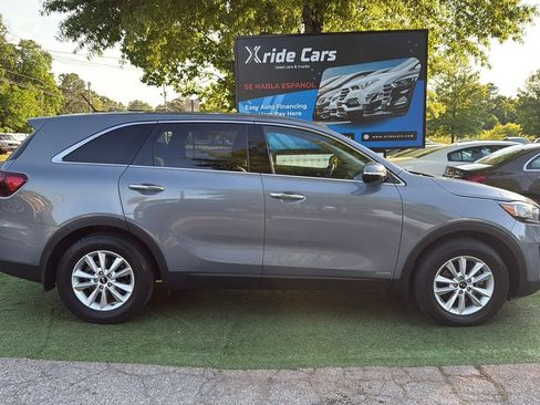 Used 2020 Kia Sorento LX AWD/4WD image 8