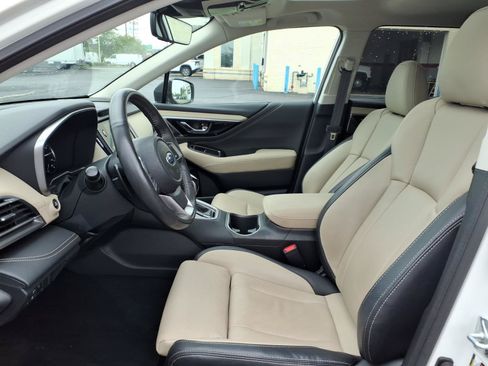 Used 2025 Subaru Outback Limited AWD/4WD image 24