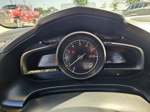 Used 2017 MAZDA MAZDA3 Grand Touring FWD image 6