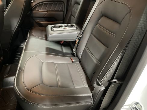 Used 2021 GMC Canyon Denali image 14