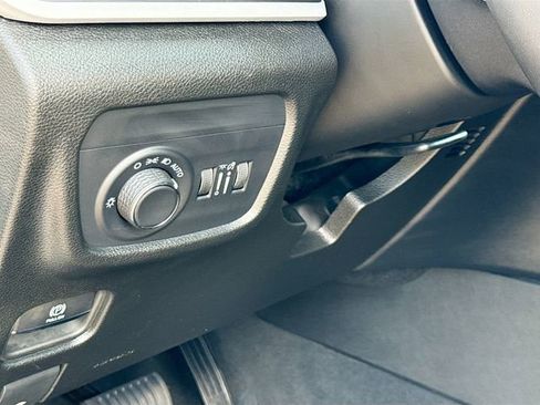 Used 2024 Jeep Grand Cherokee Laredo w/ MOPAR Finishing Package RWD image 10