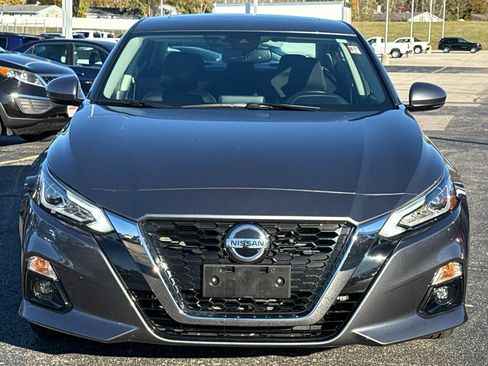 Certified 2020 Nissan Altima 2.5 SV image 3