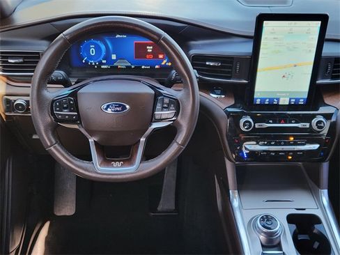 Used 2022 Ford Explorer King Ranch w/ Class IV Trailer Tow Package image 16