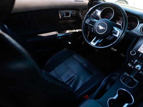 Used 2019 Ford Mustang Premium image 22