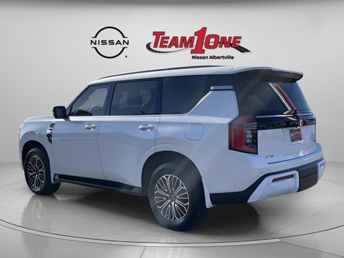 New 2026 Nissan Armada SL w/ Captain's Chari Seat Package image 4