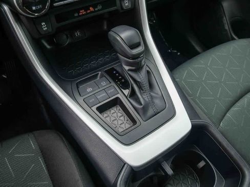 Certified 2025 Toyota RAV4 XLE FWD image 19