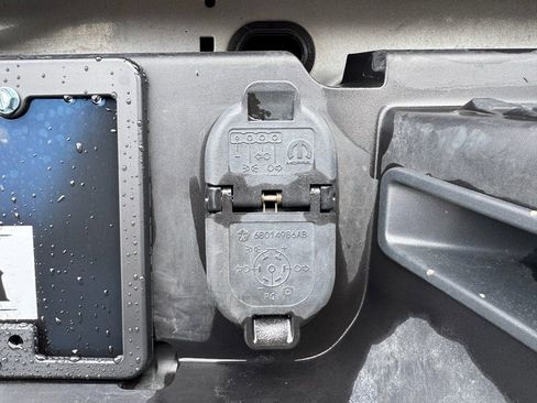 Used 2024 RAM 2500 Big Horn image 22