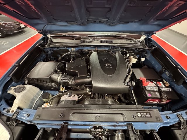 Certified 2019 Toyota Tacoma SR5 AWD/4WD image 27