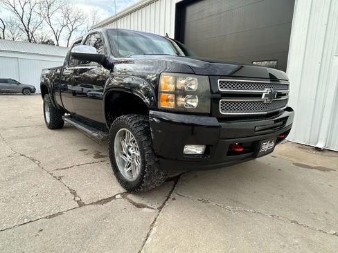 Used 2012 Chevrolet Silverado 1500 LTZ w/ Max Trailering Pack image 2