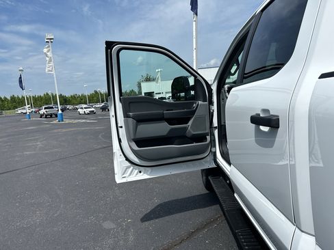 New 2026 Ford F250 XL w/ STX Appearance Package AWD/4WD image 18