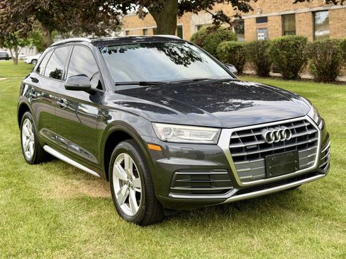 Used 2018 Audi Q5 2.0T Premium AWD/4WD image 2