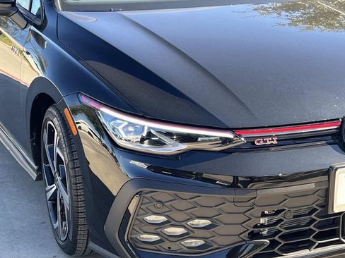 New 2026 Volkswagen GTI SE image 7