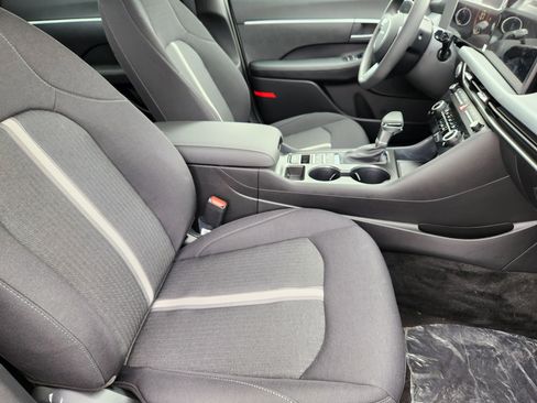 New 2026 Hyundai Sonata SE FWD image 19